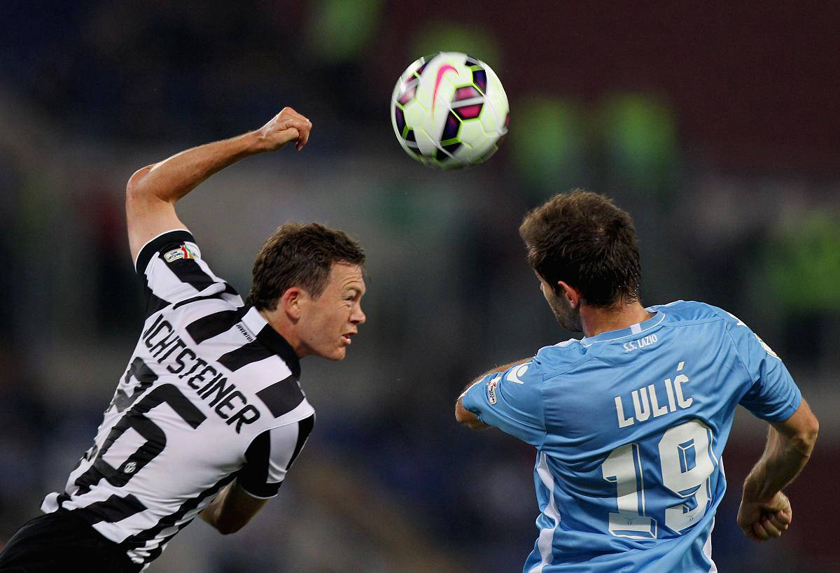 韦德体育网址-尤文图斯球迷欢呼连胜，冲击联赛前列的简单介绍