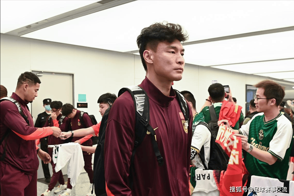 韦德中国官网-弱队逆袭豪强真实的世界杯赛场展现