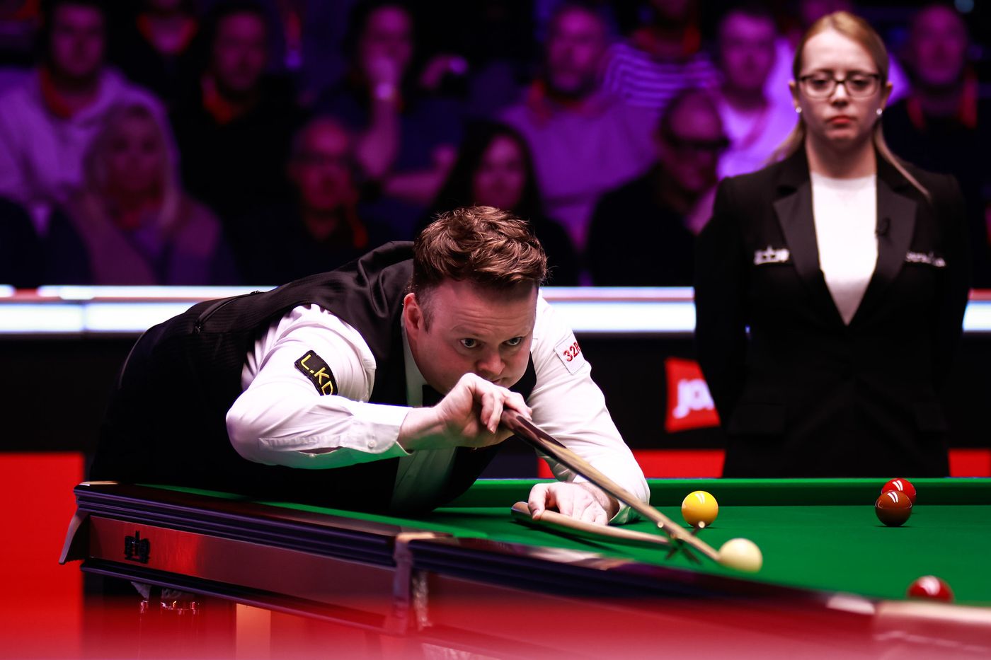 韦德足球官网-决胜时刻球员表现出色，锁定胜局