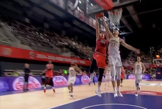 伟德体育官网-职业篮球赛事的最新赛况报告，关键比赛的结果揭晓的简单介绍