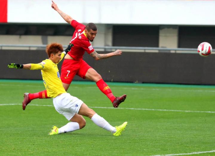 韦德体育网址-关于江苏舜天主场-逆转深圳佳兆业，喜迎开门红的信息