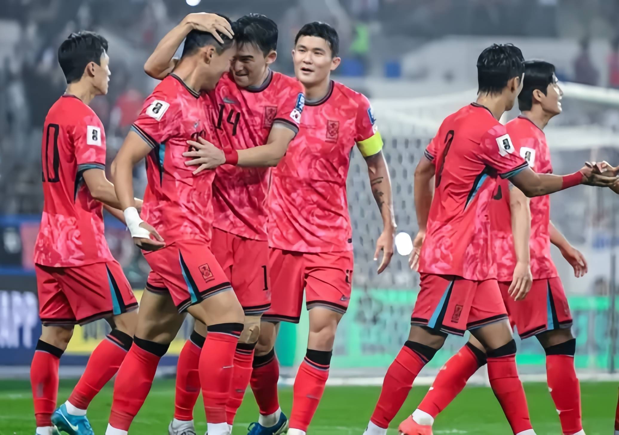 胶州韦德体育-包含欧预赛惊险纷呈，中国队揽获胜利的机会岌岌可迫的词条