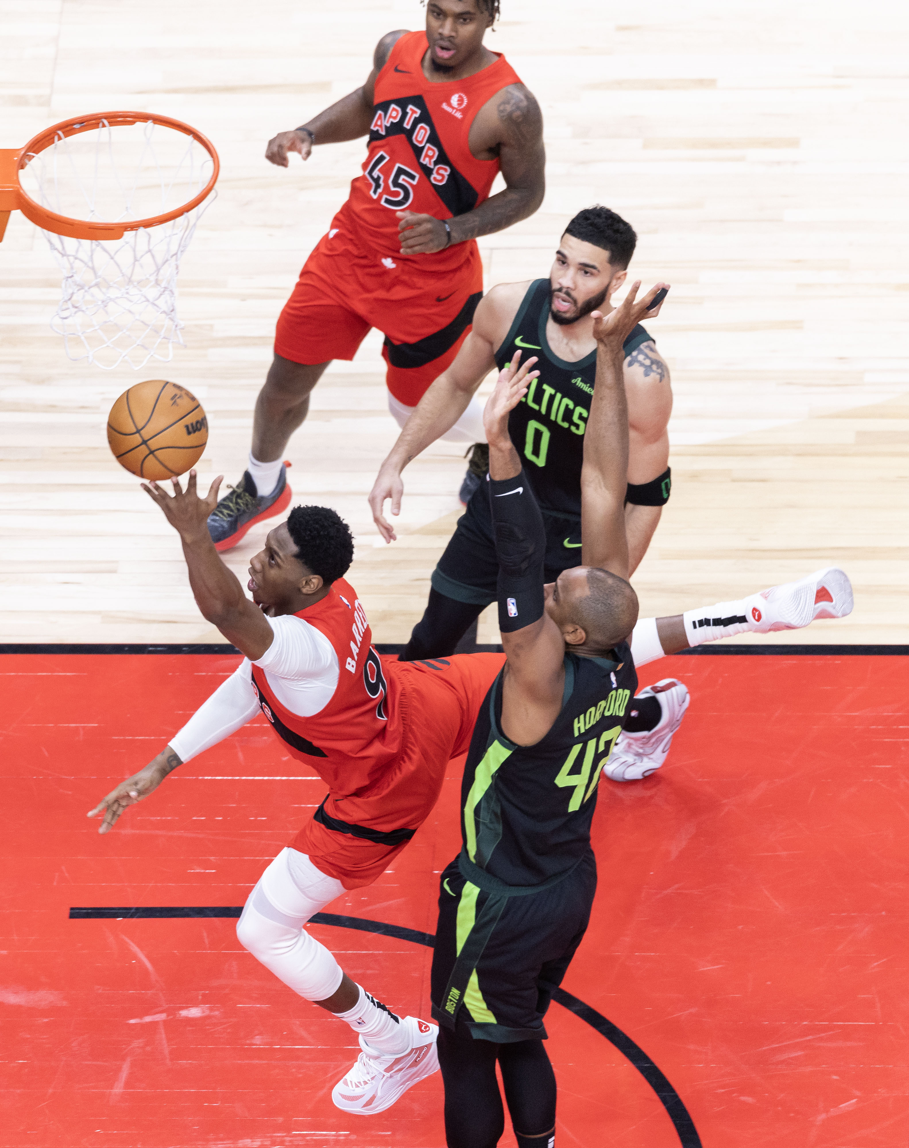 伟德体育官网-猛龙横扫步行者，取得五连胜的简单介绍